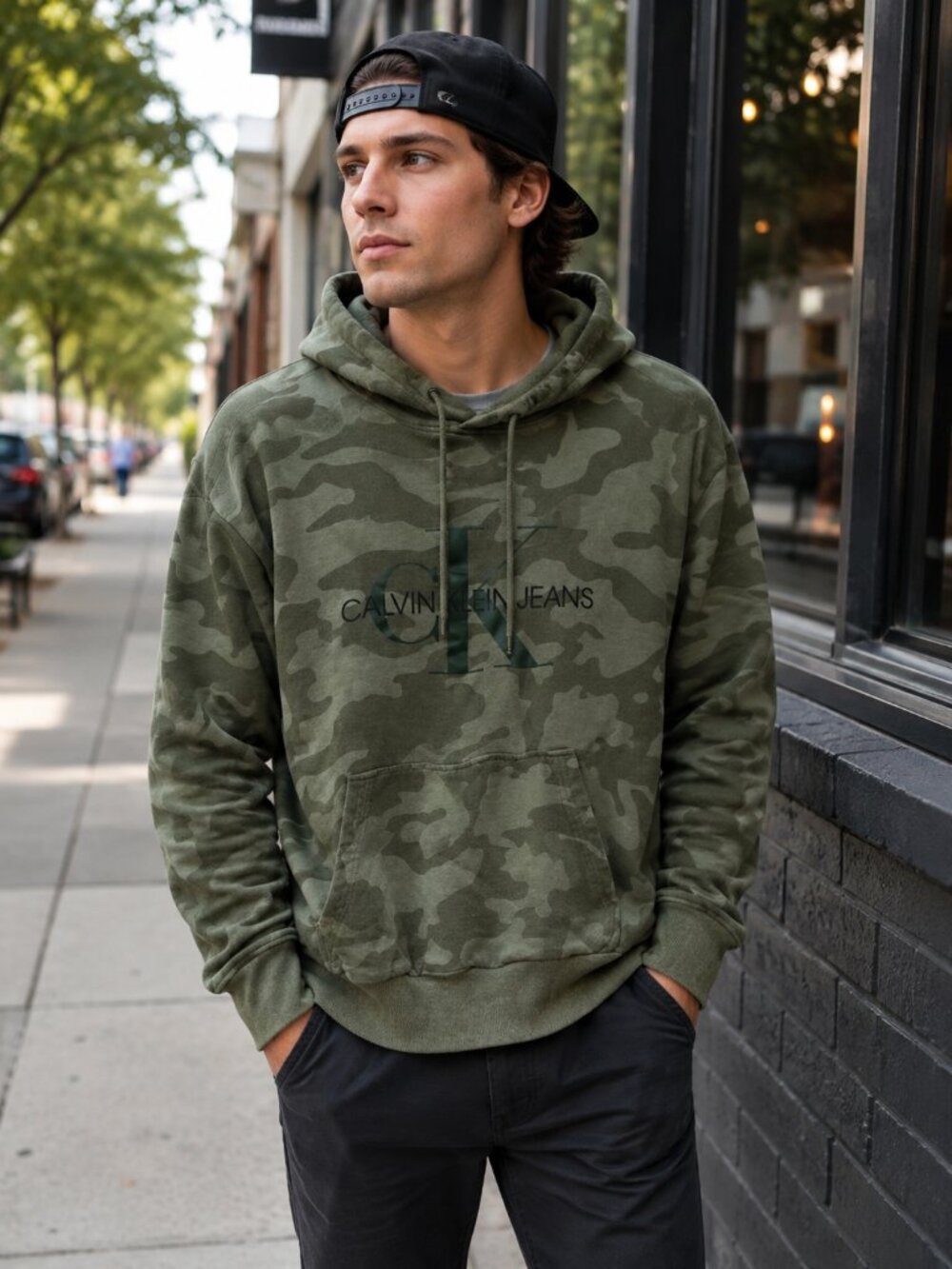 CALVIN KLIEN CAMOFLAGE HOODIE (XXL)